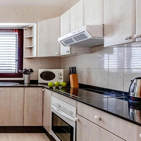 Holiday Mango I, Playa Blanca Tatil Evi *